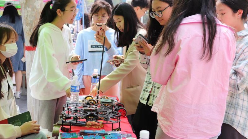 数据服务公司排名2025，榜单背后藏着哪些行业真相